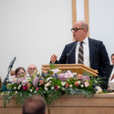 /media/orig/McConkie-v-Praze.jpg