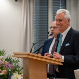 /media/orig/Uchtdorf-v-Praze.jpg
