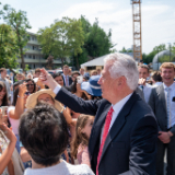 /media/orig/nedele-uchtdorf-zdravice-4.jpg